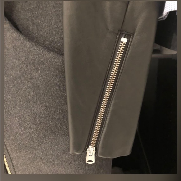 Aritzia Wilfred wool cocoon coat with leather sleeves so: XXS - Picture 4 of 4